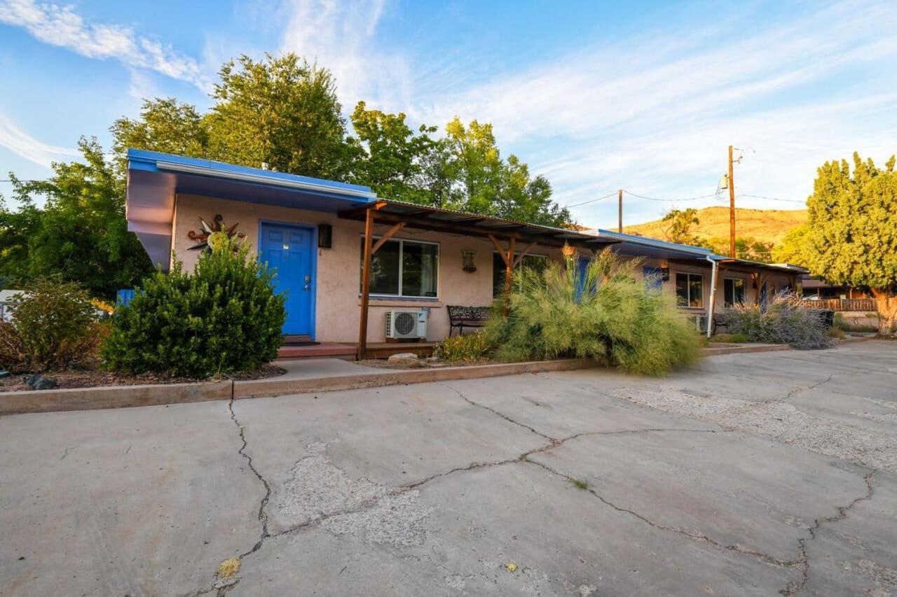 Ferienhaus Adventure Haven Near Downtown - Rose Tree 3