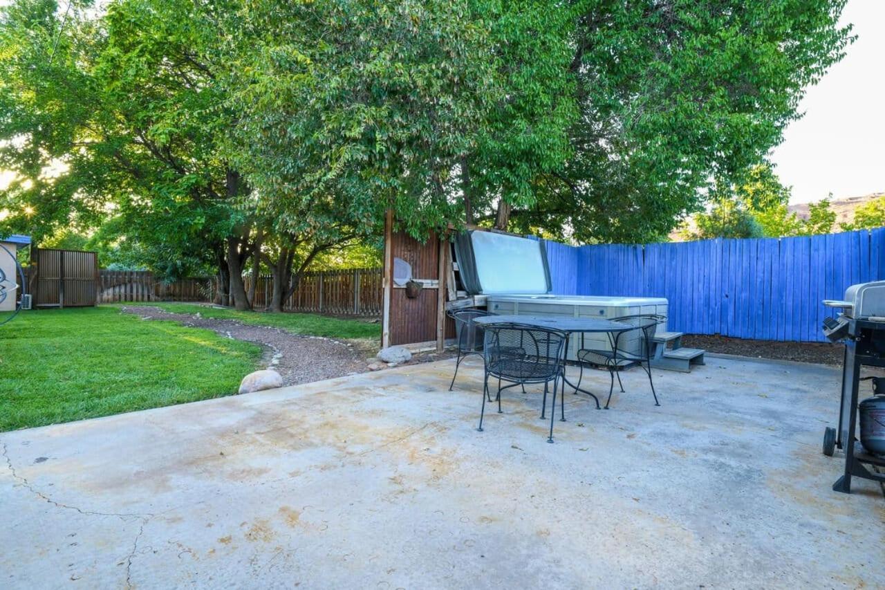 Ferienhaus Adventure Haven Near Downtown - Rose Tree 3